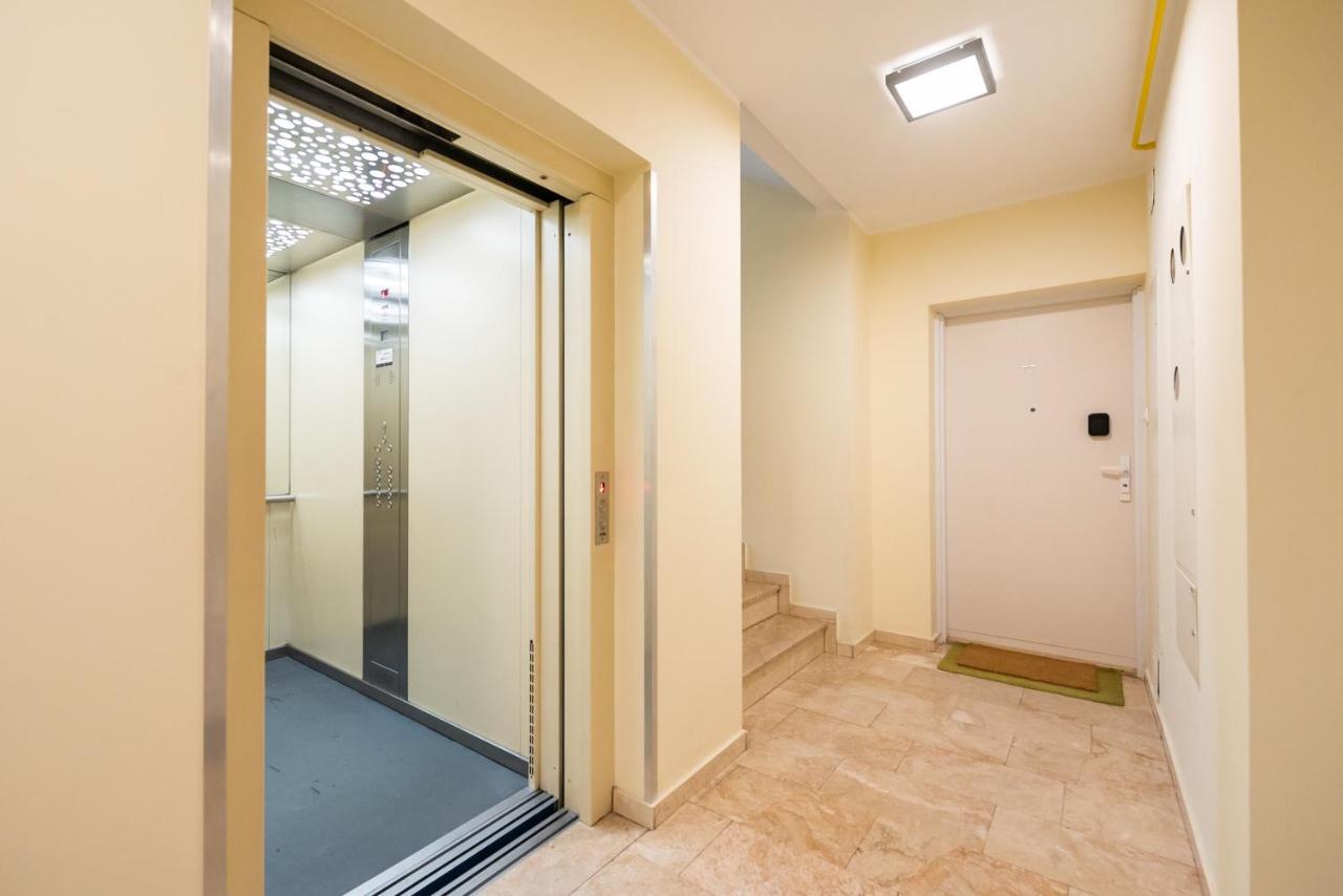 Ken 54 2-Bedroom Apartment Varsavia Esterno foto